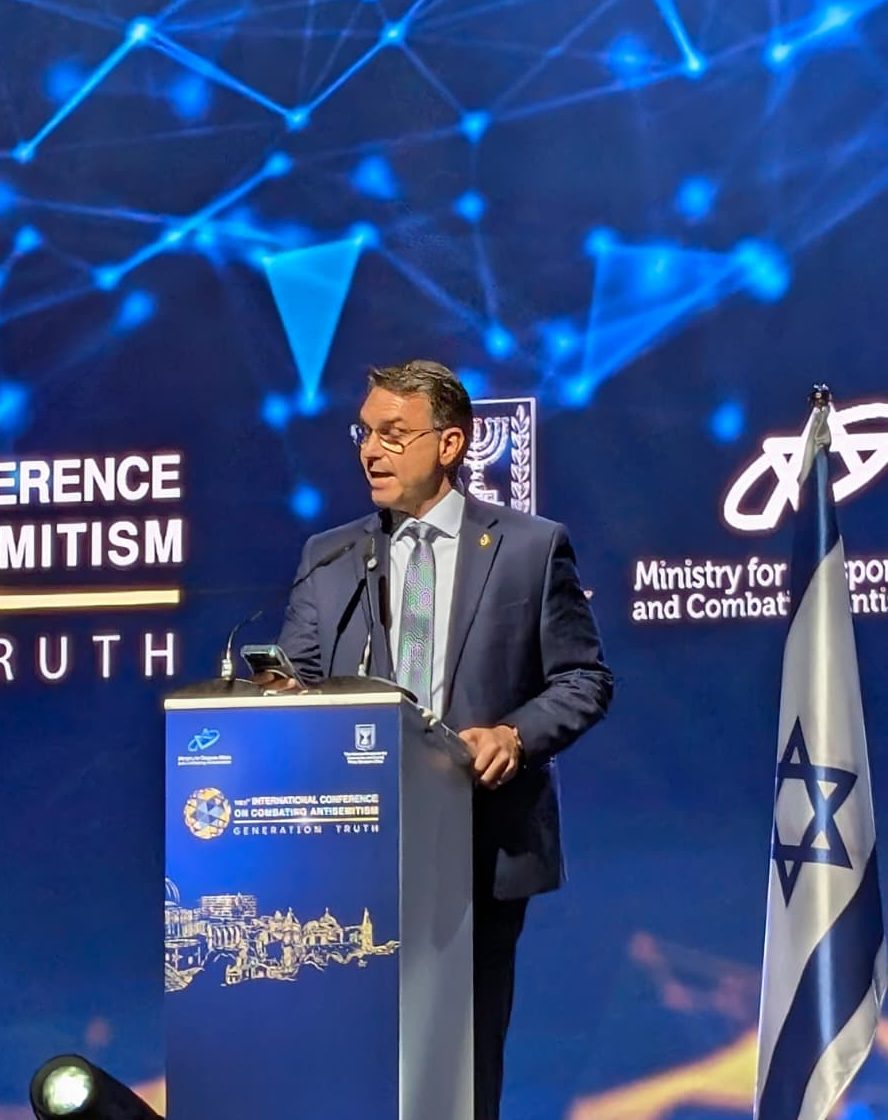 Flávio Bolsonaro chama Lula de antissemita em Jerusalém