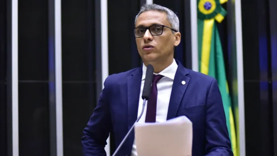 Gayer: Esquerda quer que direita pare de falar nas redes