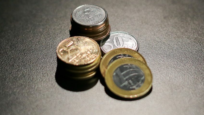 Dívida pública atinge R$ 8,6 trilhões em dezembro
