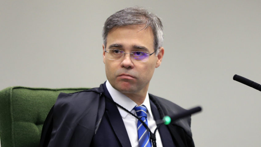 PF pede a Mendonça para cruzar investigação do Master com INSS