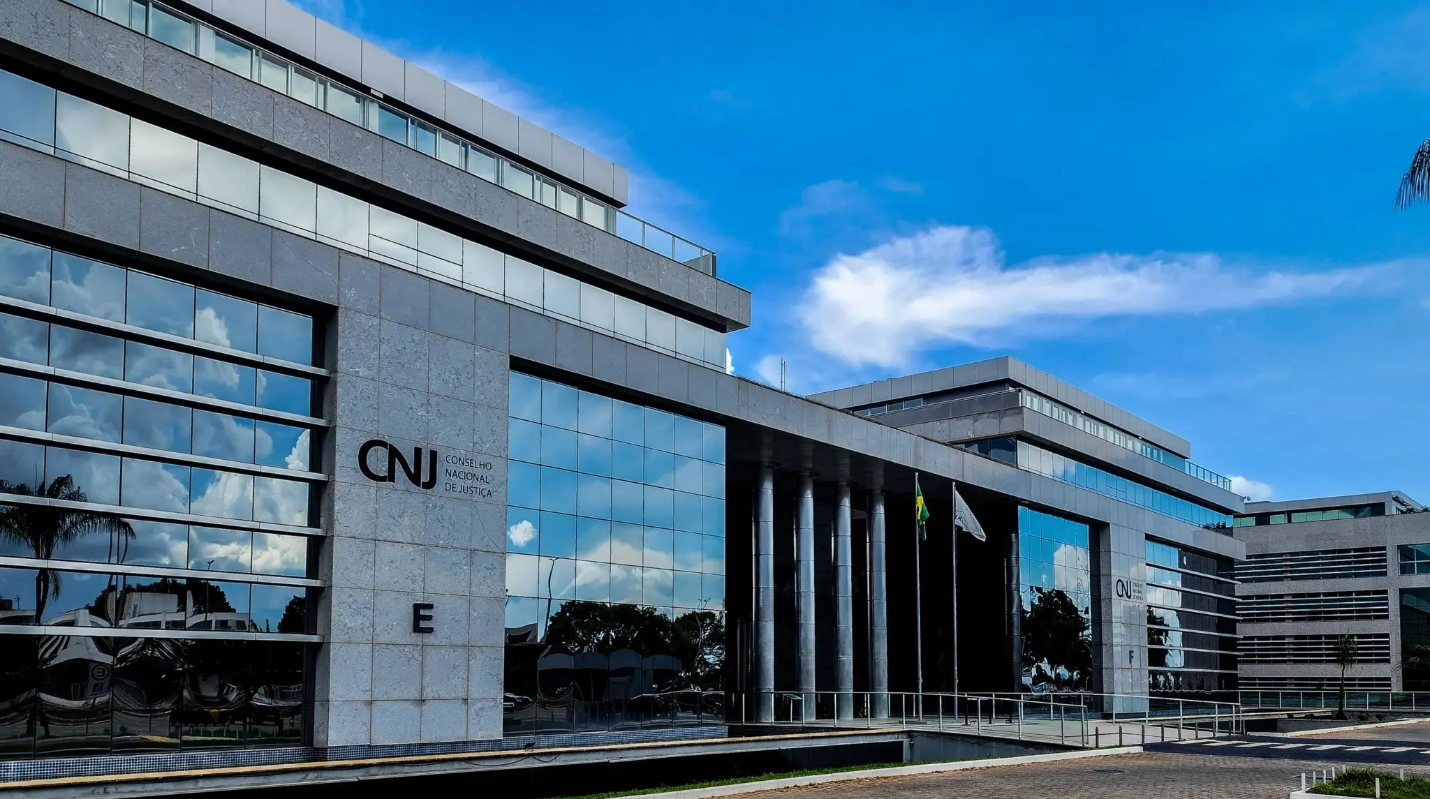 CNJ afasta desembargador que absolveu acusado de estupro