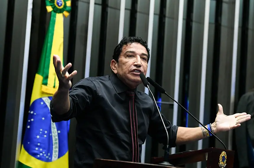 Moraes nega novo pedido de Malta para visitar Bolsonaro