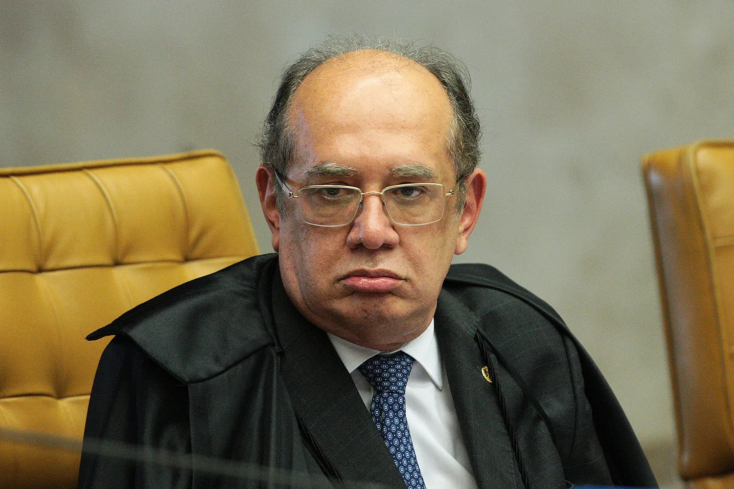 Gilmar Mendes defende STF e diz estar tranquilo com inquérito