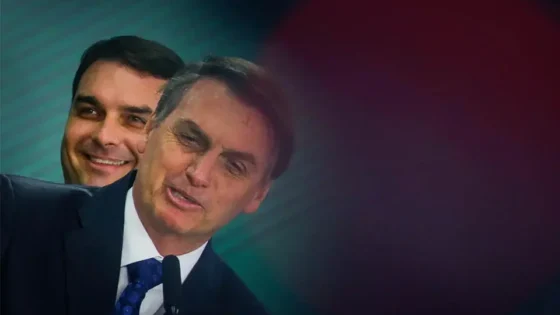 Flávio Bolsonaro pede prisão domiciliar para o pai
