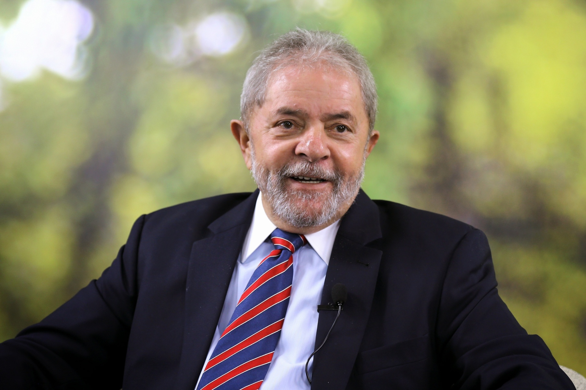 Menções a Lula sobre guerra no Irã são 82% negativas