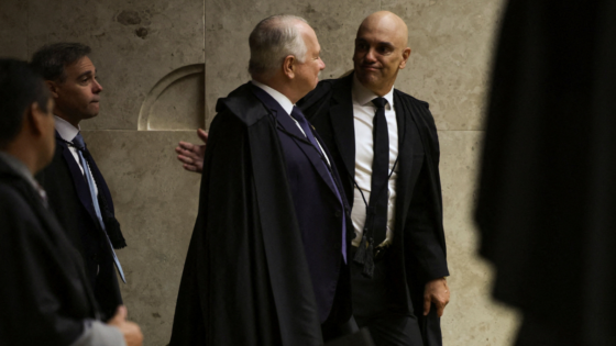 OAB pede extinção do inquérito de fake news a Fachin