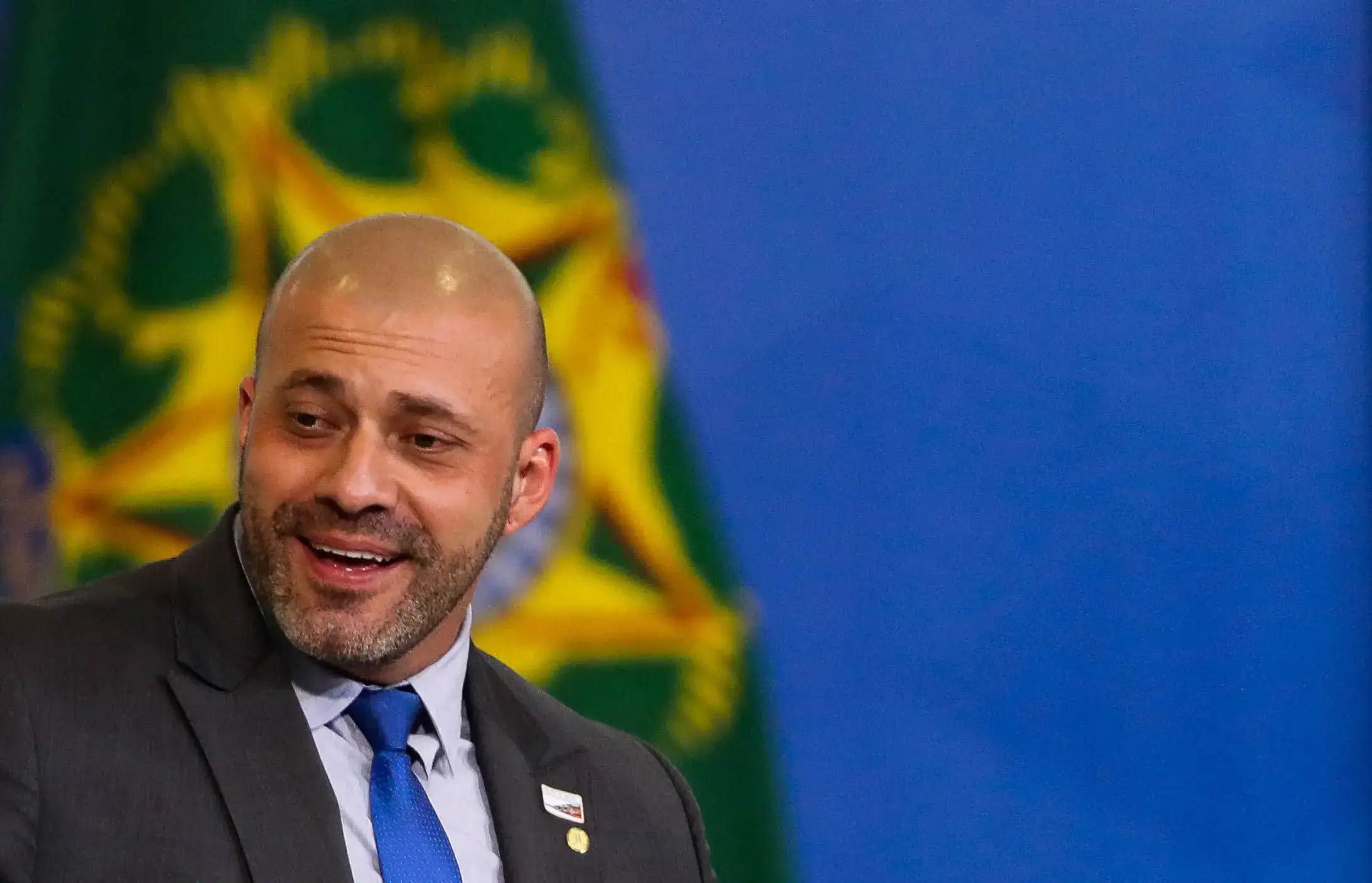 PGR defende manter Daniel Silveira proibido de usar redes sociais