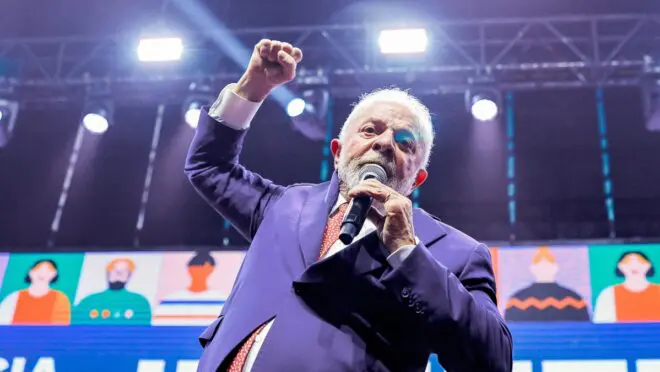 Lula critica big techs e alerta sobre colonialismo digital na Espanha
