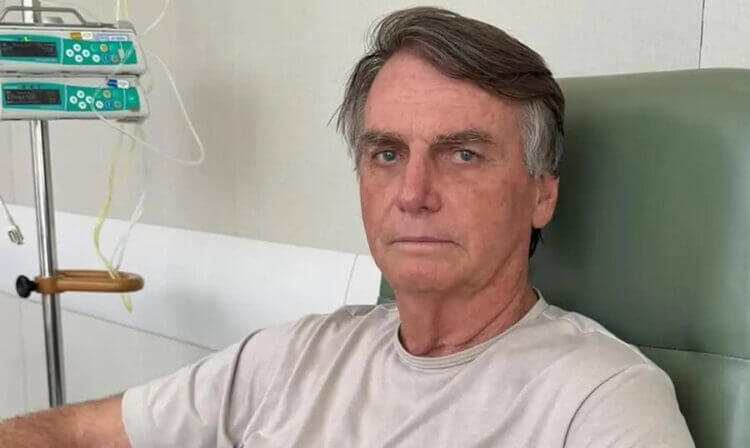 Cirurgia de Bolsonaro no ombro é finalizada sem intercorrências