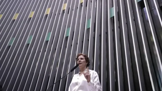 Carla Zambelli tem extradição anulada pela Itália