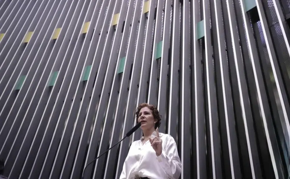 Carla Zambelli tem extradição anulada pela Itália