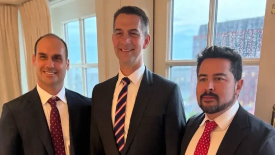 Eduardo Bolsonaro e Paulo Figueiredo se encontram com senadores dos EUA