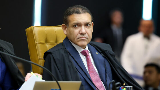 Nunes Marques é relator de ação de Flávio Bolsonaro contra Lula
