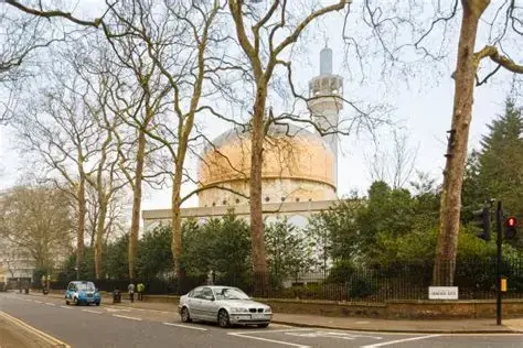 Muhammad lidera nomes de bebês na Inglaterra em 2025