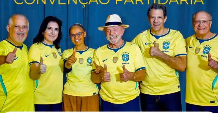 Sem espaço em SP, PT troca vermelho por verde e amarelo
