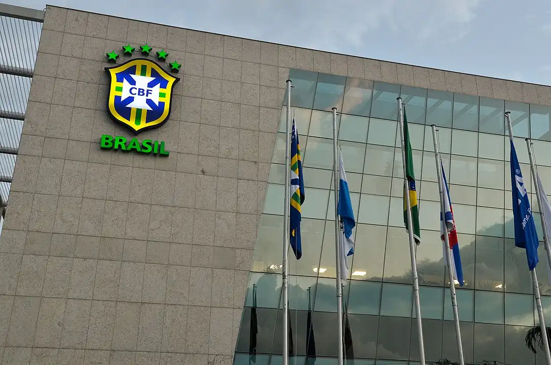 CBF convoca reunião com federações após eliminação