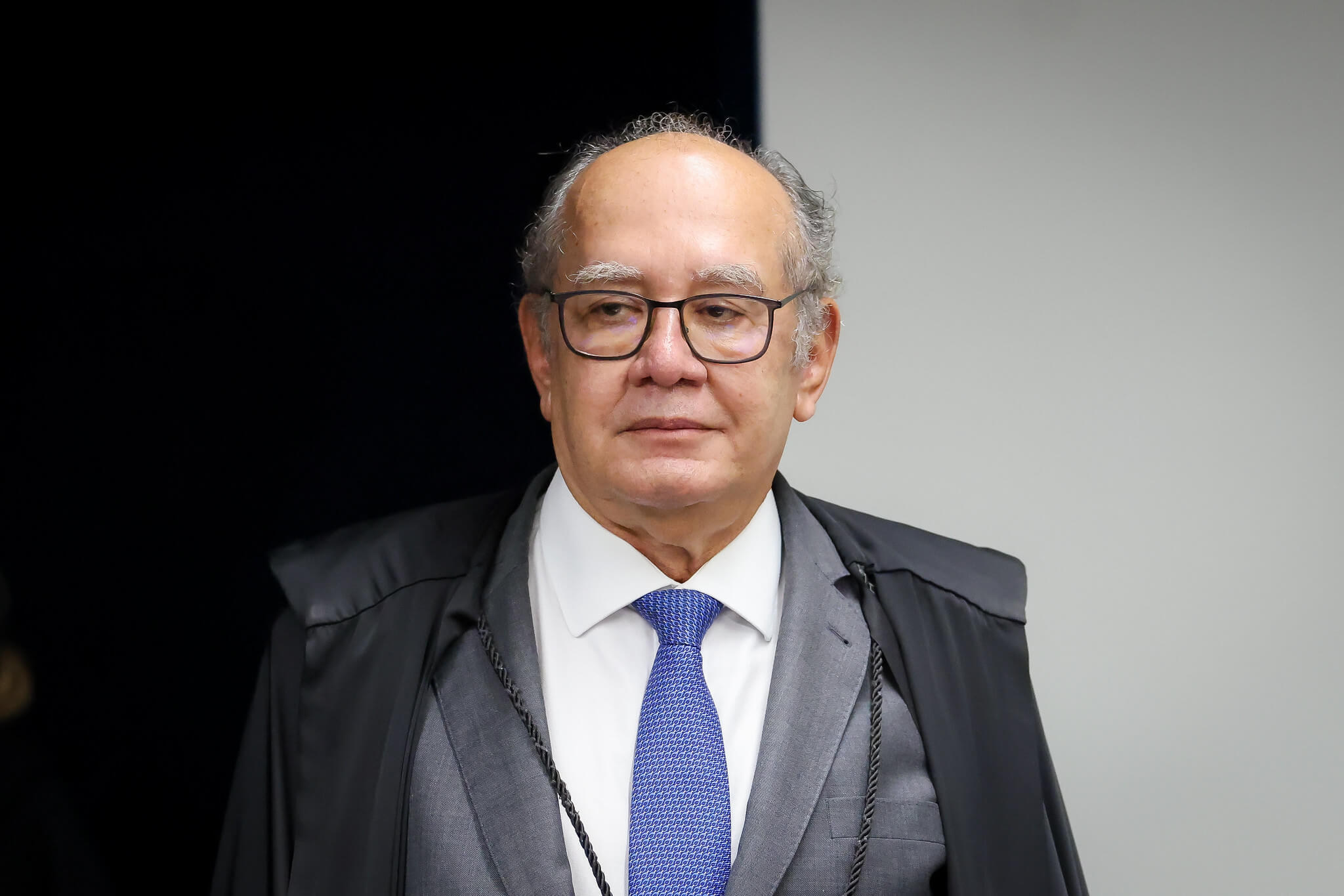 Gilmar Mendes defende Ancelotti e reacende debate sobre influência na CBF