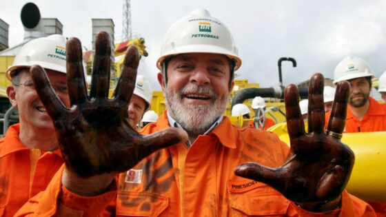 Petrobras gasta quase 1 bilhão em propaganda anti-privatização