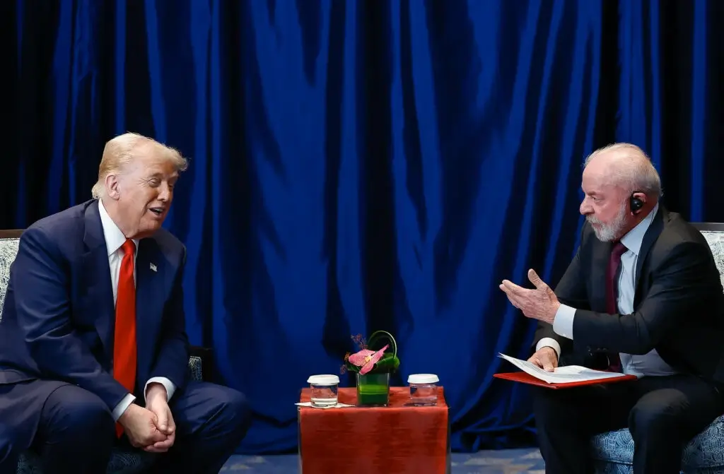 Lula e Trump discutem tarifas e crime organizado em telefonema
