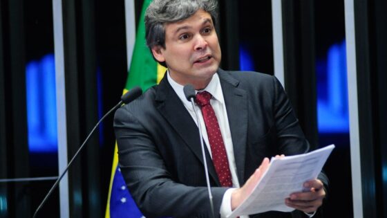 Lindbergh reconhece não ter provas contra Gaspar e busca acordo