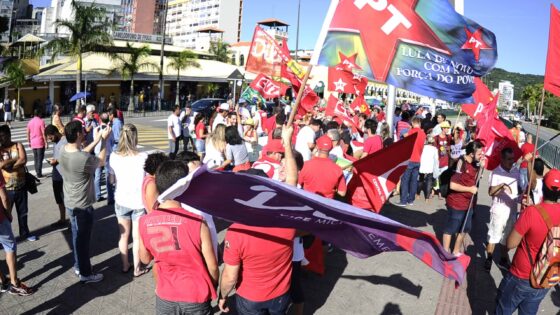 PT destina R$ 3,9 mi a campanhas de condenados no Mensalão