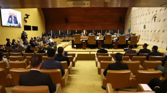 Fachin e Dino se abraçam: bastidores da sessão no STF