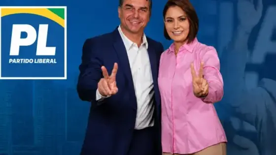 Michelle Bolsonaro reforça campanha de Flávio no 2º turno